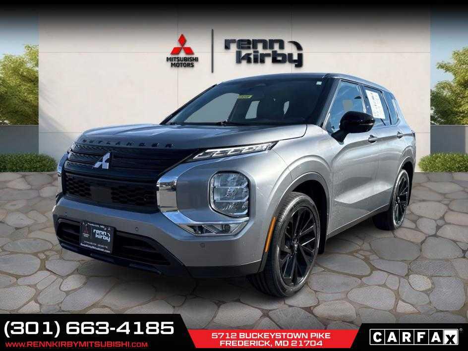 used 2023 Mitsubishi Outlander car, priced at $20,753