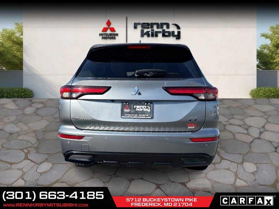 used 2023 Mitsubishi Outlander car, priced at $20,753