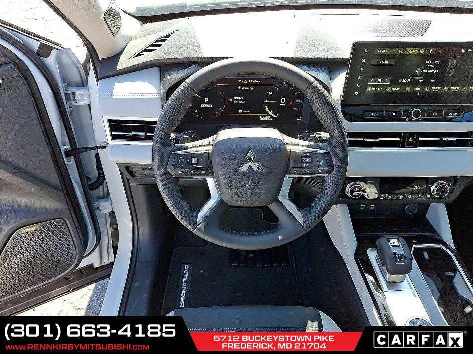 new 2025 Mitsubishi Outlander car, priced at $33,965