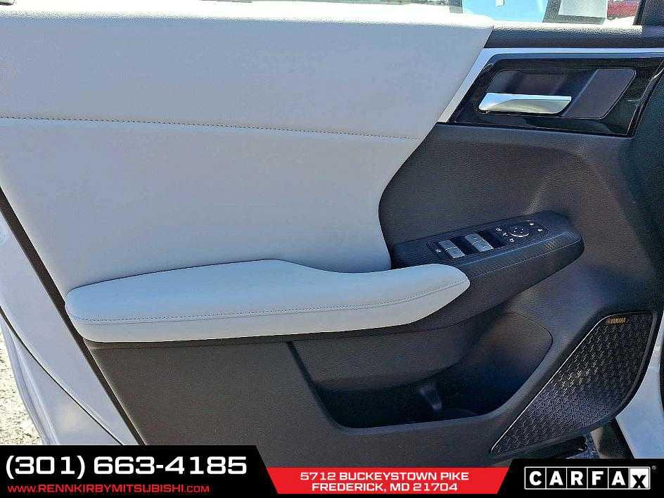 new 2025 Mitsubishi Outlander car, priced at $33,965