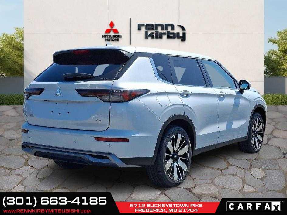 new 2025 Mitsubishi Outlander car, priced at $33,965
