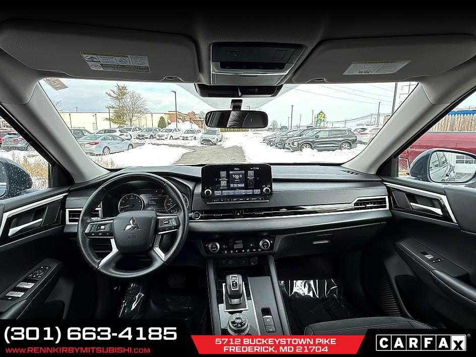 used 2024 Mitsubishi Outlander car, priced at $24,533