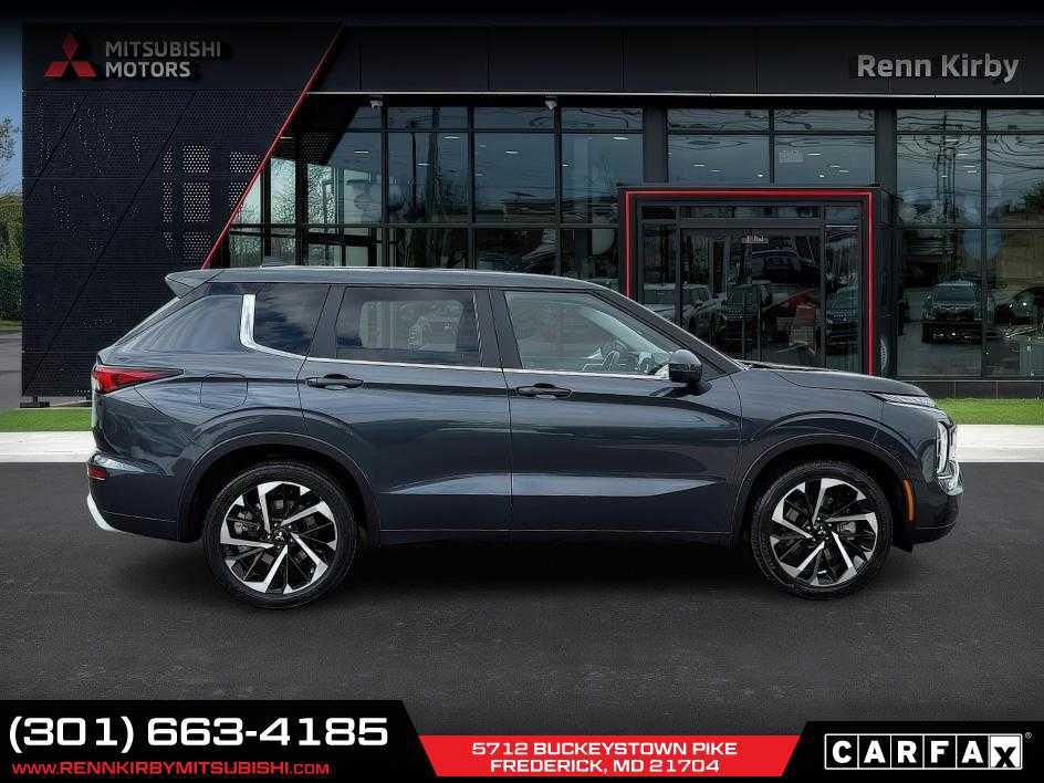used 2024 Mitsubishi Outlander car, priced at $24,533