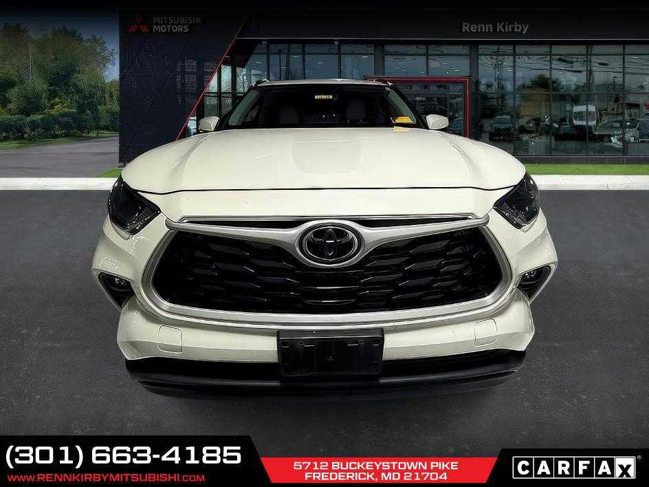 used 2021 Toyota Highlander car, priced at $28,770