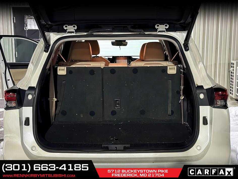 used 2021 Toyota Highlander car, priced at $28,770