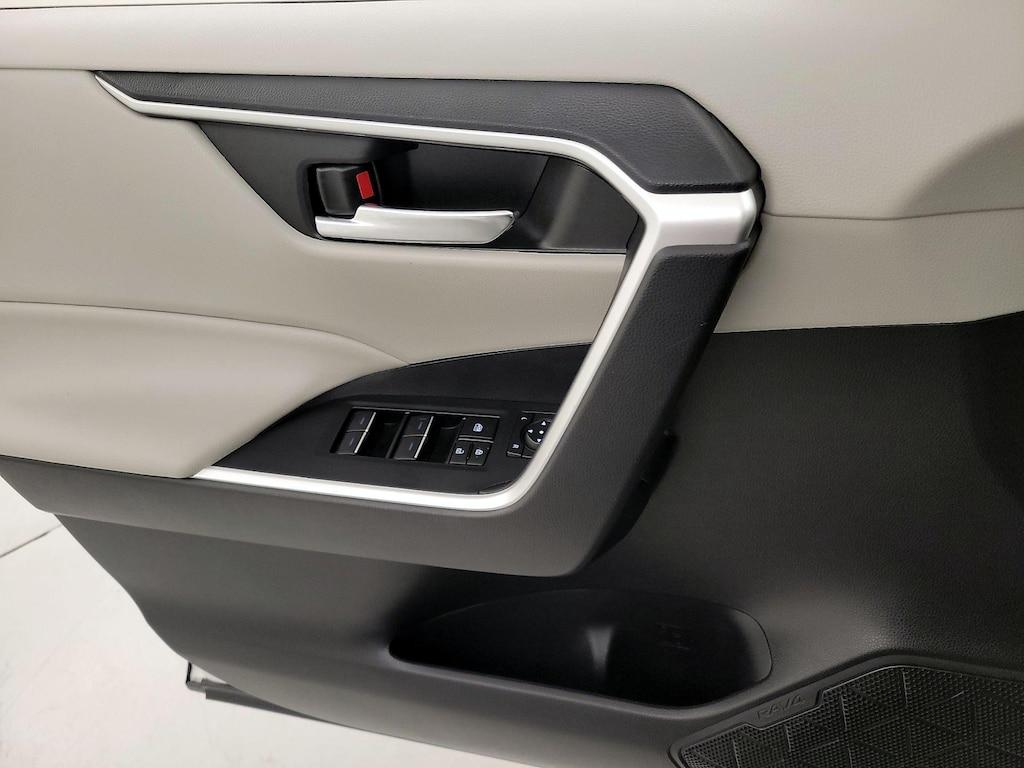 used 2022 Toyota RAV4 Hybrid car, priced at $32,998