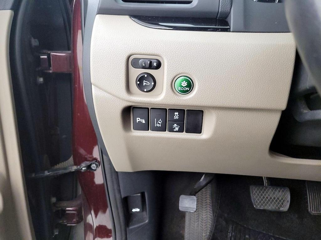 used 2016 Honda Pilot car, priced at $17,998