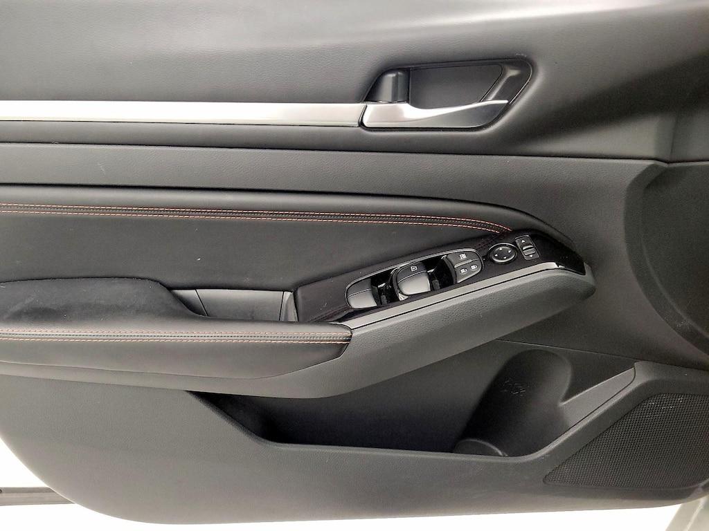 used 2023 Nissan Altima car, priced at $21,998