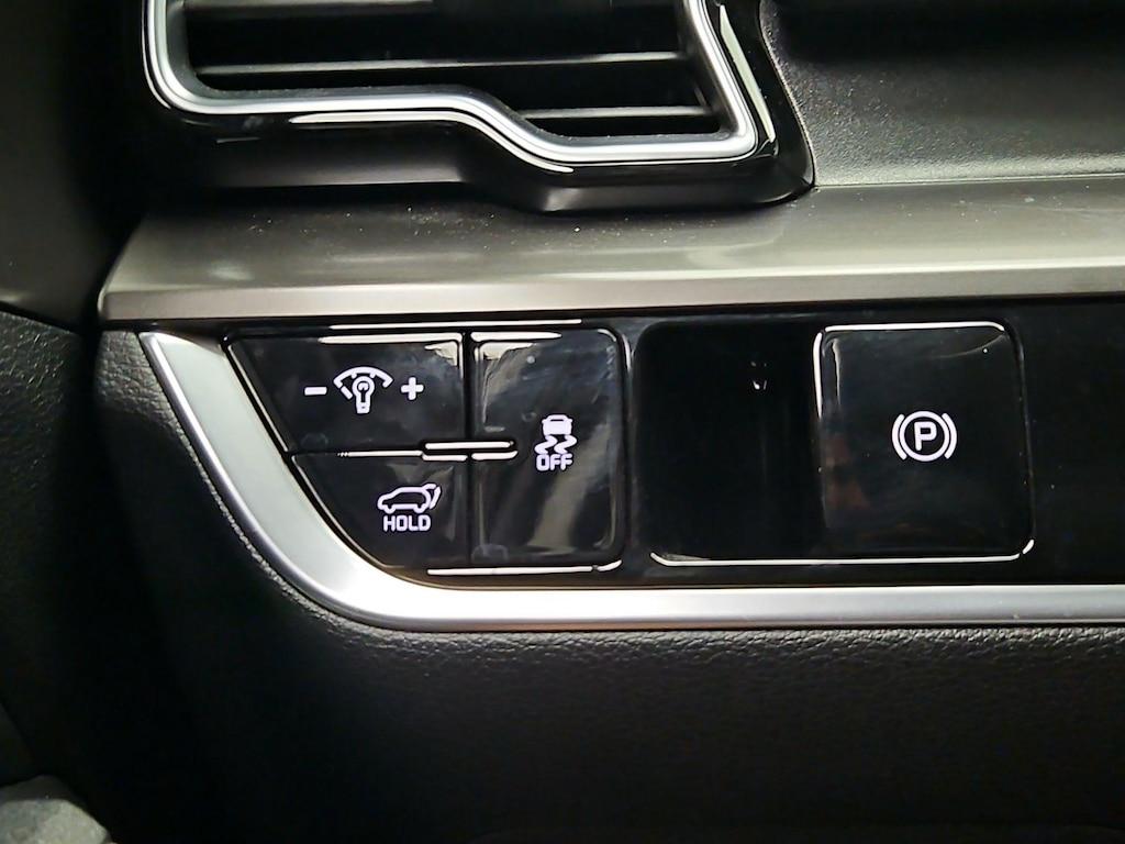 used 2025 Kia Sportage car, priced at $29,998