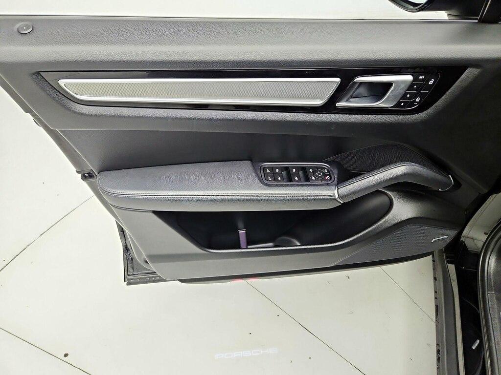 used 2022 Porsche Cayenne car, priced at $50,998