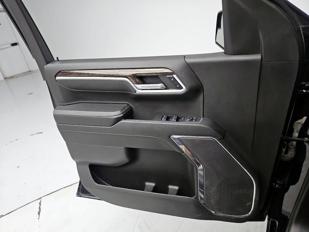 used 2024 GMC Sierra 1500 car, priced at $38,998