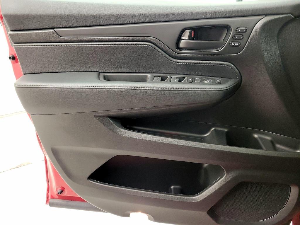 used 2025 Honda Odyssey car, priced at $35,998
