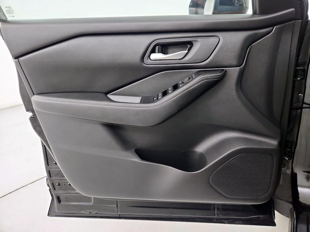 used 2024 Nissan Rogue car, priced at $23,998