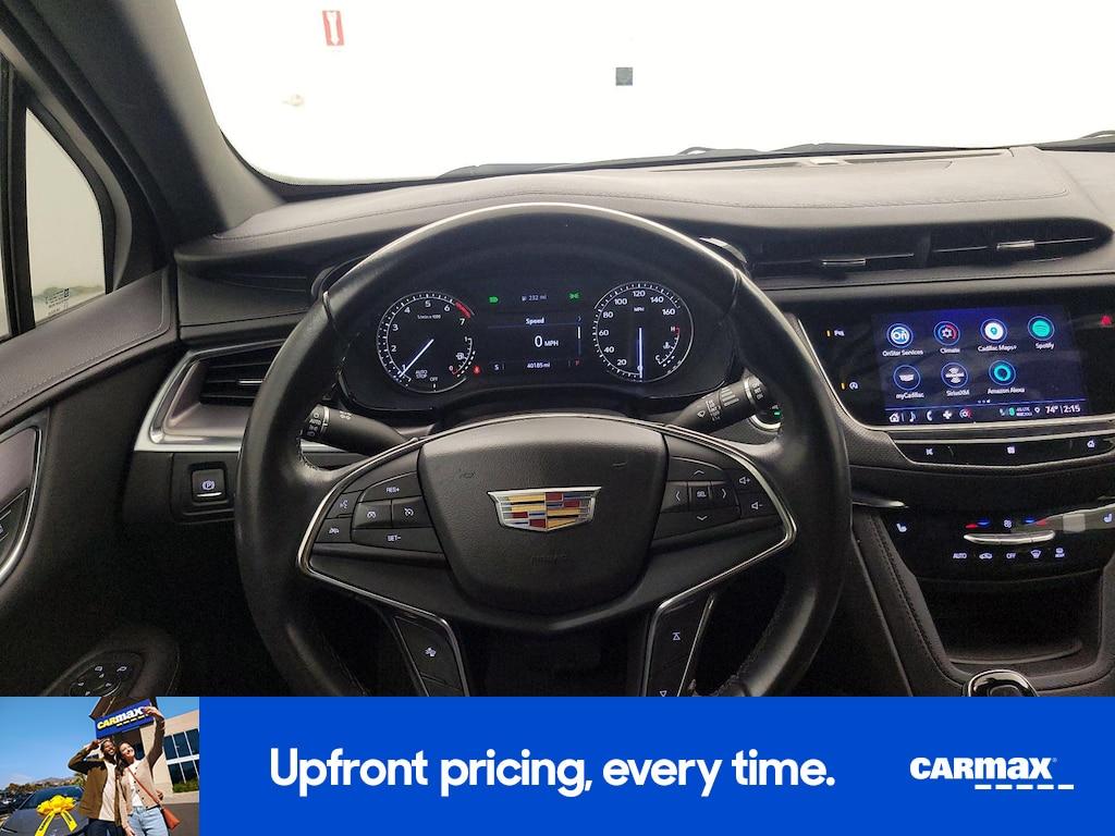 used 2021 Cadillac XT5 car, priced at $25,998