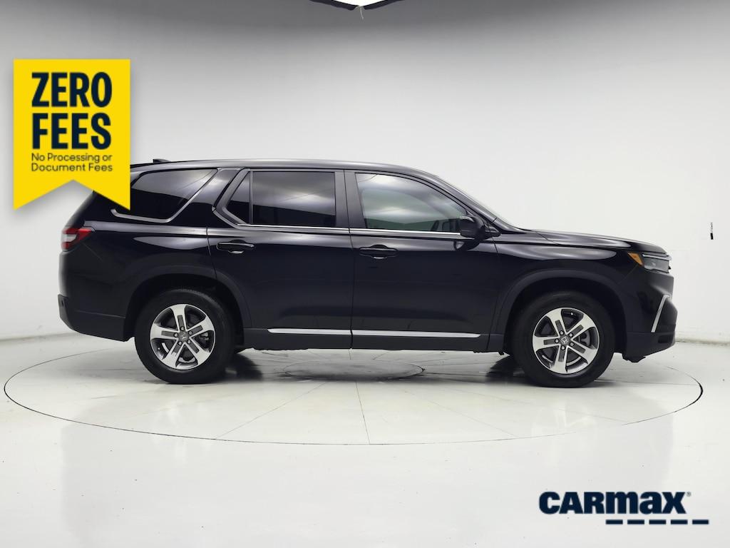 used 2025 Honda Pilot car, priced at $38,998