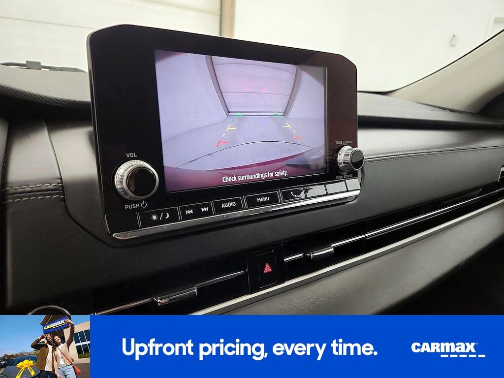 used 2023 Mitsubishi Outlander car, priced at $21,998