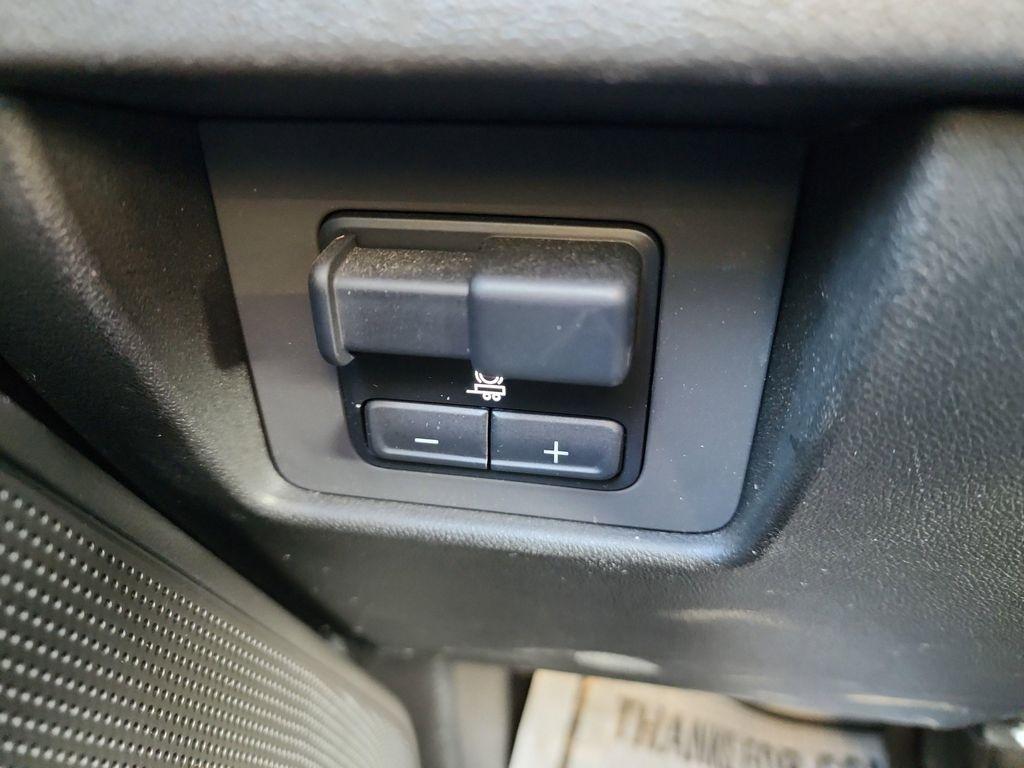 used 2023 Chevrolet Colorado car, priced at $30,985