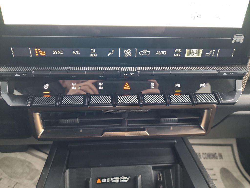 used 2025 GMC HUMMER EV Pickup car, priced at $99,990