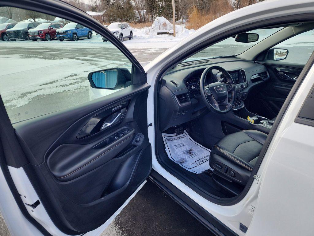 used 2023 GMC Terrain car, priced at $27,560