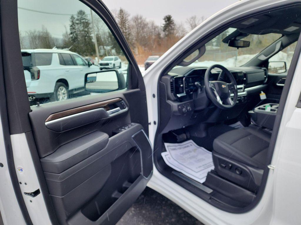 new 2026 Chevrolet Silverado 1500 car, priced at $51,695