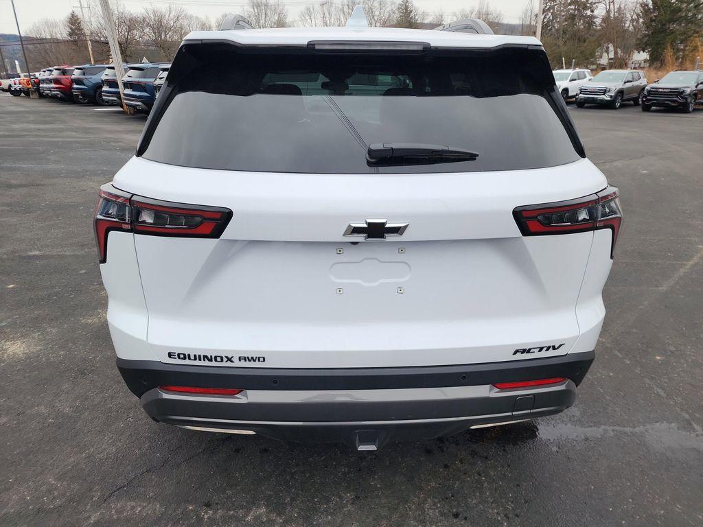 new 2026 Chevrolet Equinox car, priced at $39,665