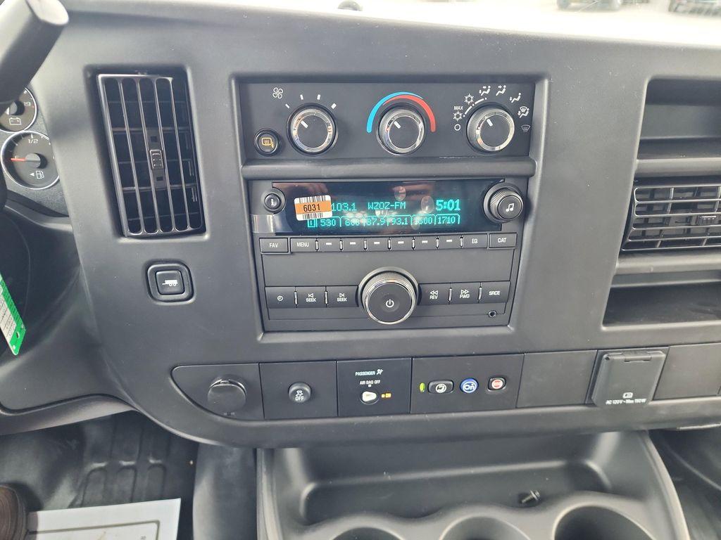 new 2025 GMC Savana 3500 car, priced at $50,961