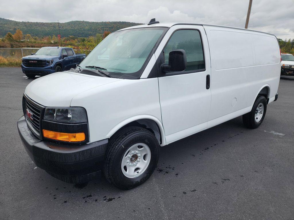 new 2025 GMC Savana 3500 car, priced at $50,961
