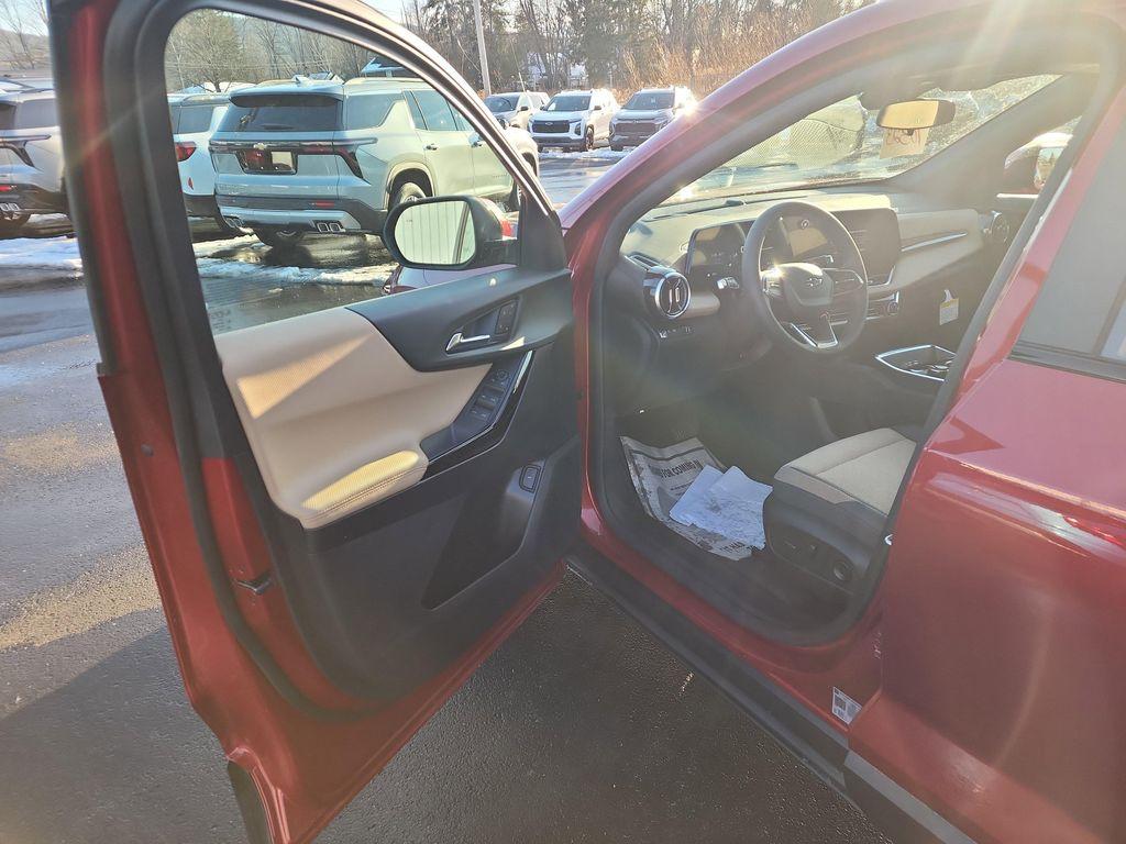 new 2026 Chevrolet Equinox car, priced at $36,840