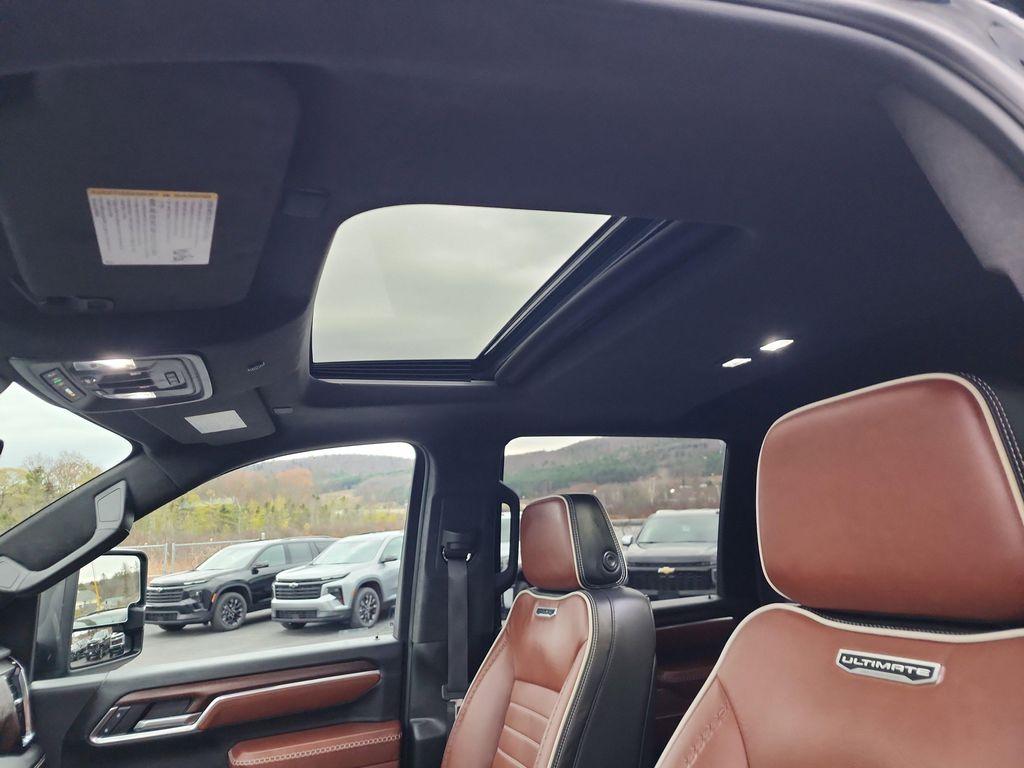 used 2024 GMC Sierra 2500 car, priced at $75,749