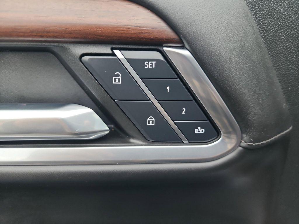 used 2024 GMC Sierra 2500 car, priced at $75,749