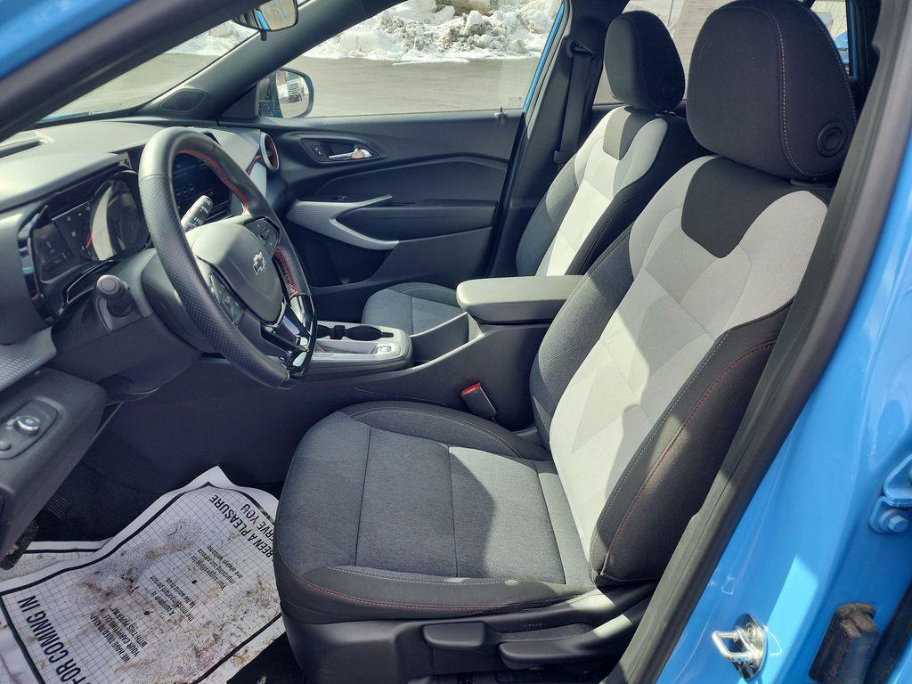 used 2024 Chevrolet Trax car, priced at $20,995
