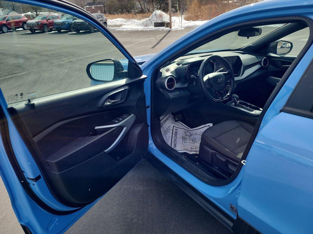 used 2024 Chevrolet Trax car, priced at $20,995