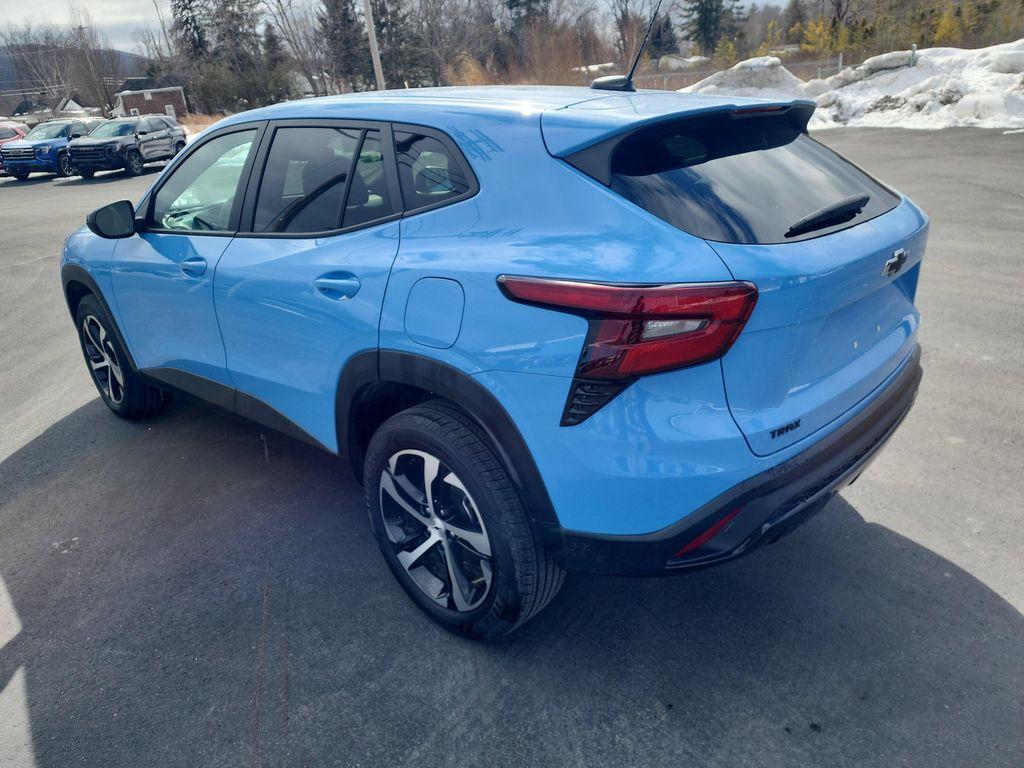 used 2024 Chevrolet Trax car, priced at $20,995