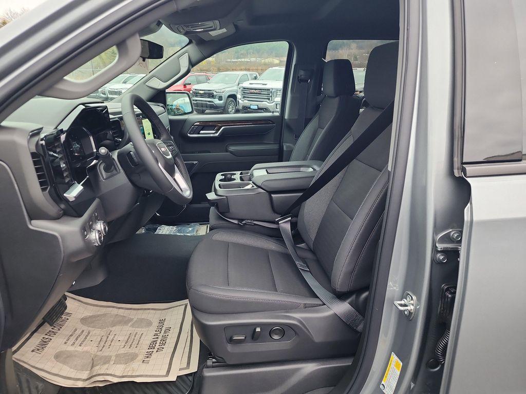 new 2026 GMC Sierra 1500 car, priced at $53,390