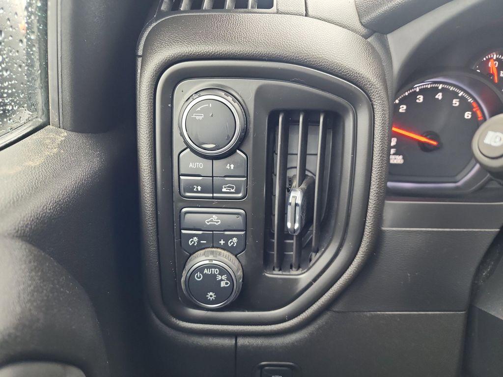 used 2023 Chevrolet Silverado 1500 car, priced at $32,998