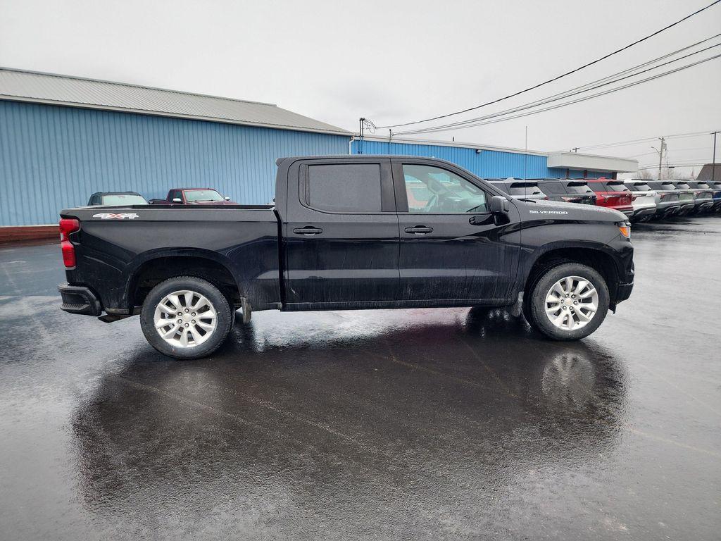 used 2023 Chevrolet Silverado 1500 car, priced at $32,998