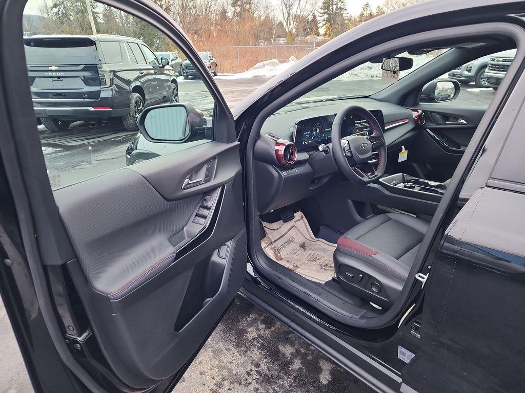 new 2026 Chevrolet Equinox car, priced at $37,895