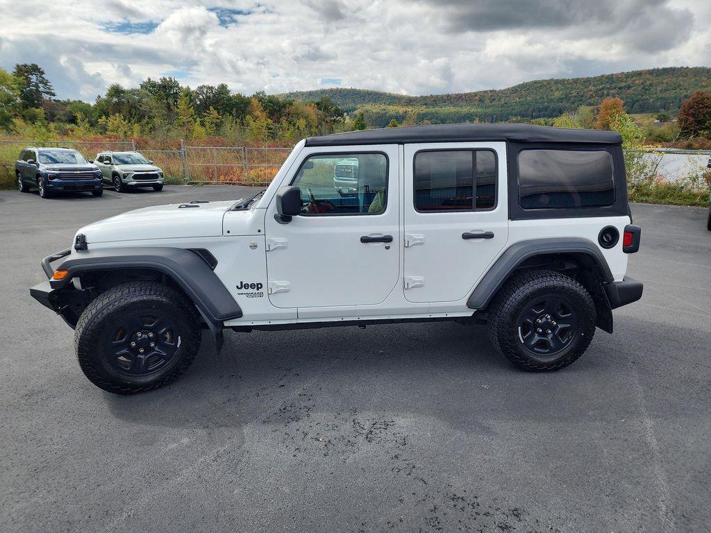 used 2021 Jeep Wrangler Unlimited car, priced at $26,495
