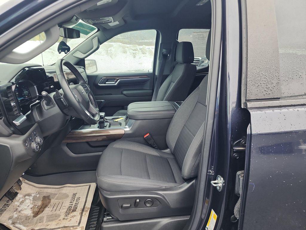 used 2023 Chevrolet Silverado 1500 car, priced at $38,095