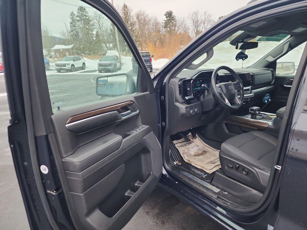 used 2023 Chevrolet Silverado 1500 car, priced at $38,095