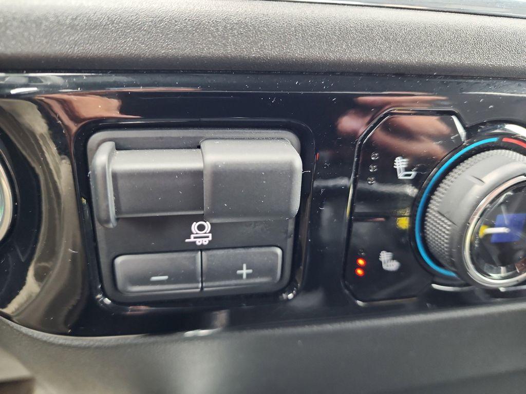 used 2023 Chevrolet Silverado 1500 car, priced at $38,095