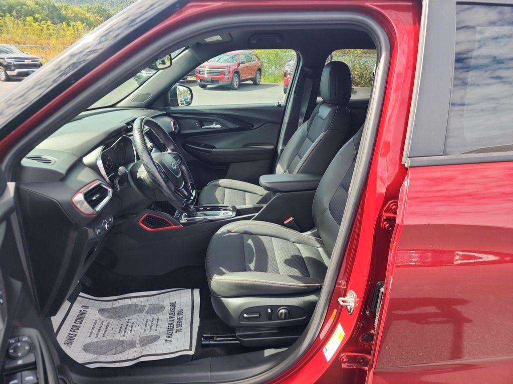 used 2023 Chevrolet TrailBlazer car, priced at $22,194