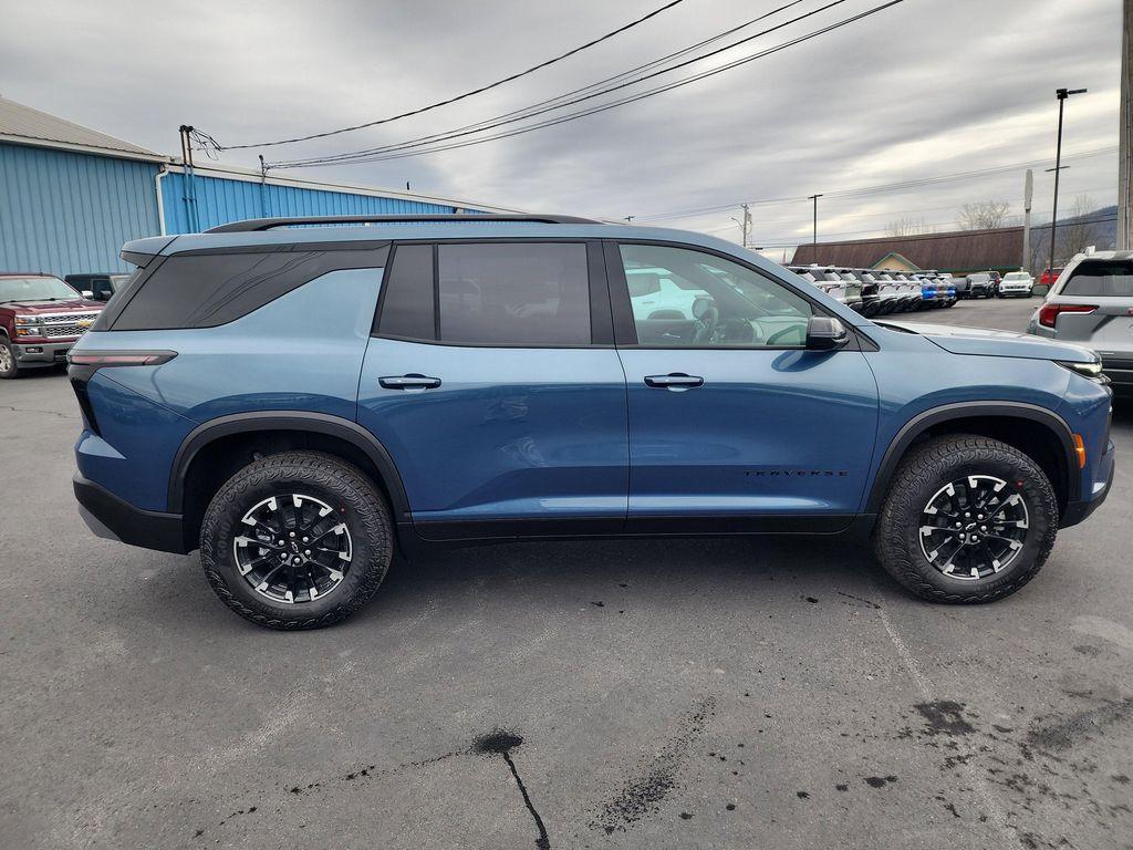 new 2026 Chevrolet Traverse car, priced at $52,526