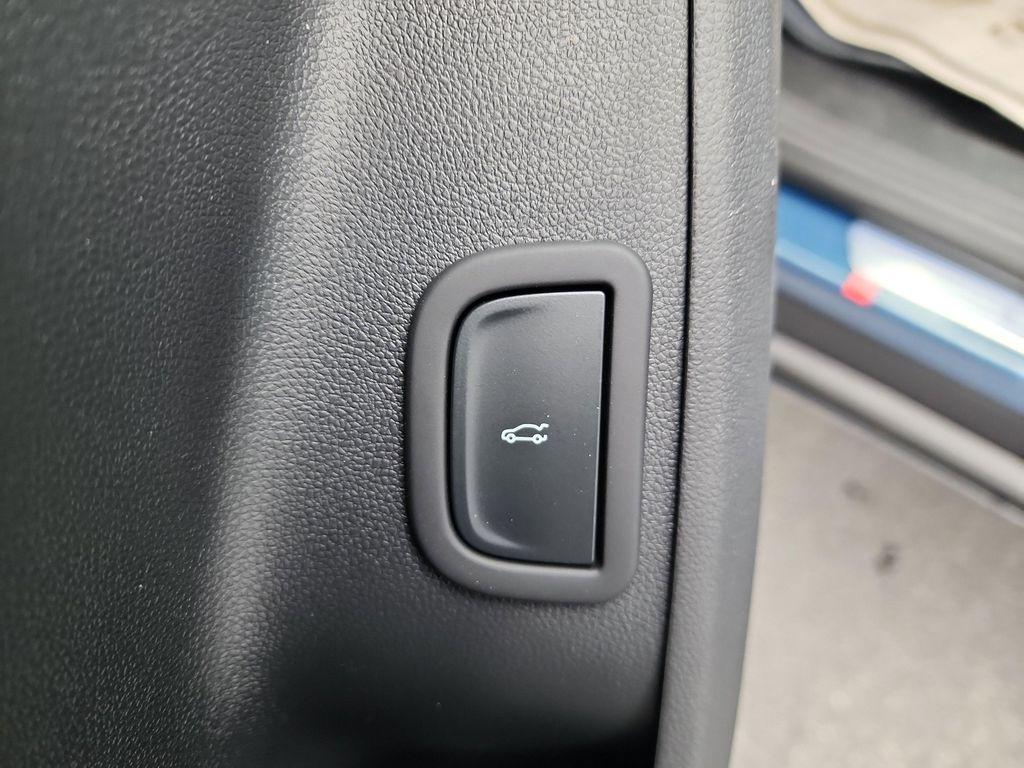 new 2026 Chevrolet Traverse car, priced at $52,526