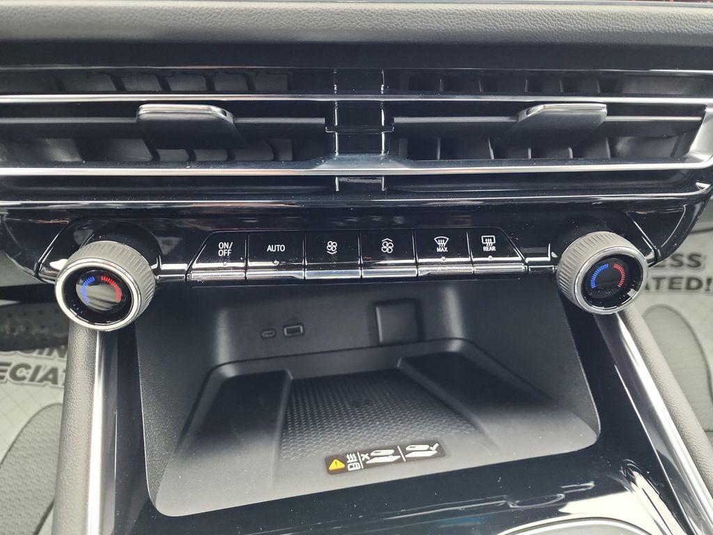 new 2026 Chevrolet Traverse car, priced at $57,273