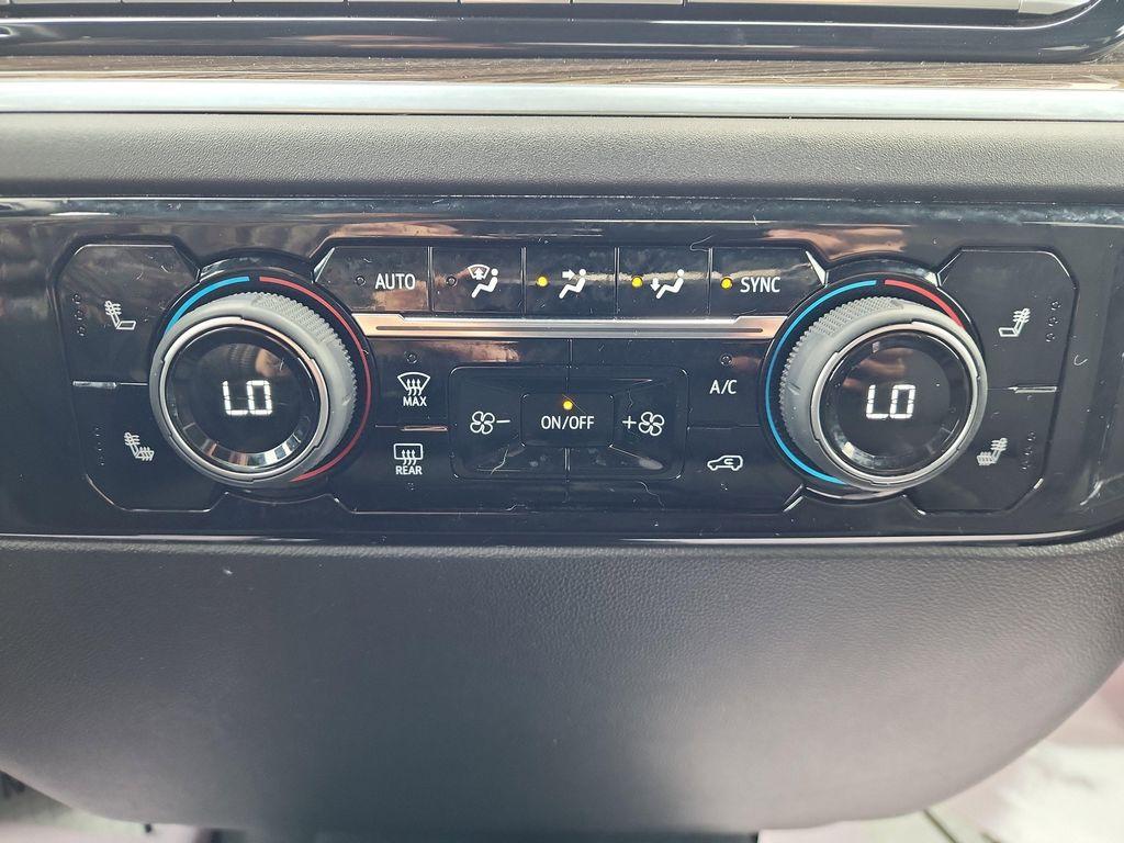 used 2022 Chevrolet Silverado 1500 car, priced at $35,231