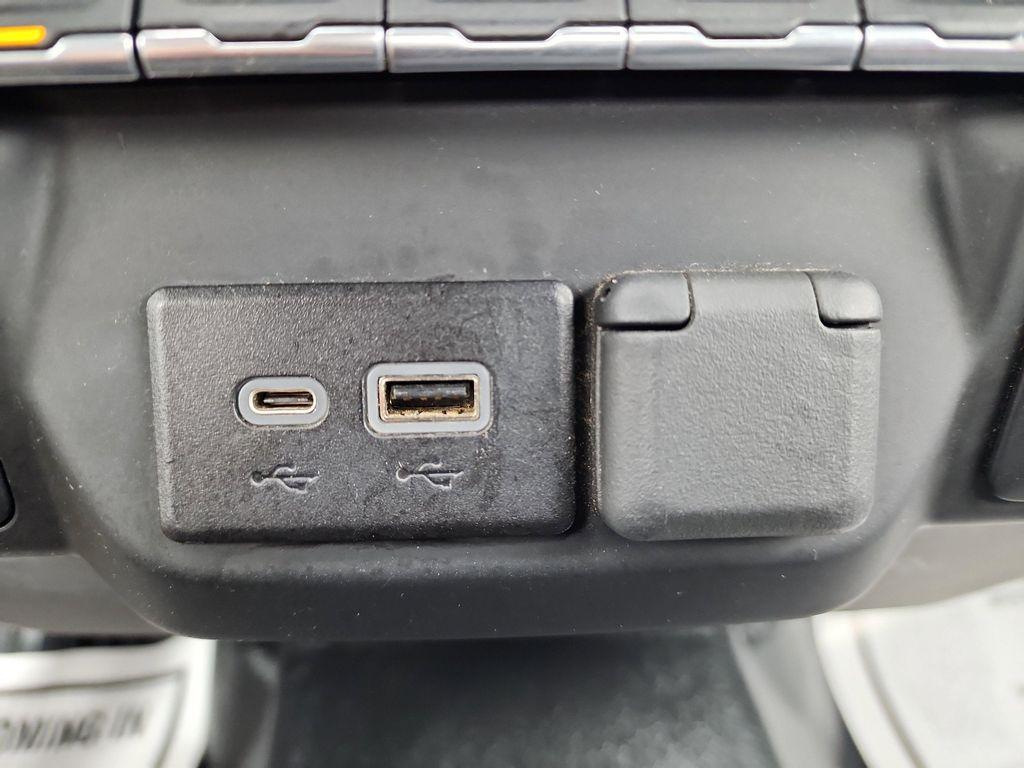 used 2022 Chevrolet Silverado 1500 car, priced at $23,242