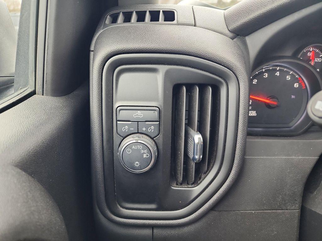 used 2022 Chevrolet Silverado 1500 car, priced at $23,242