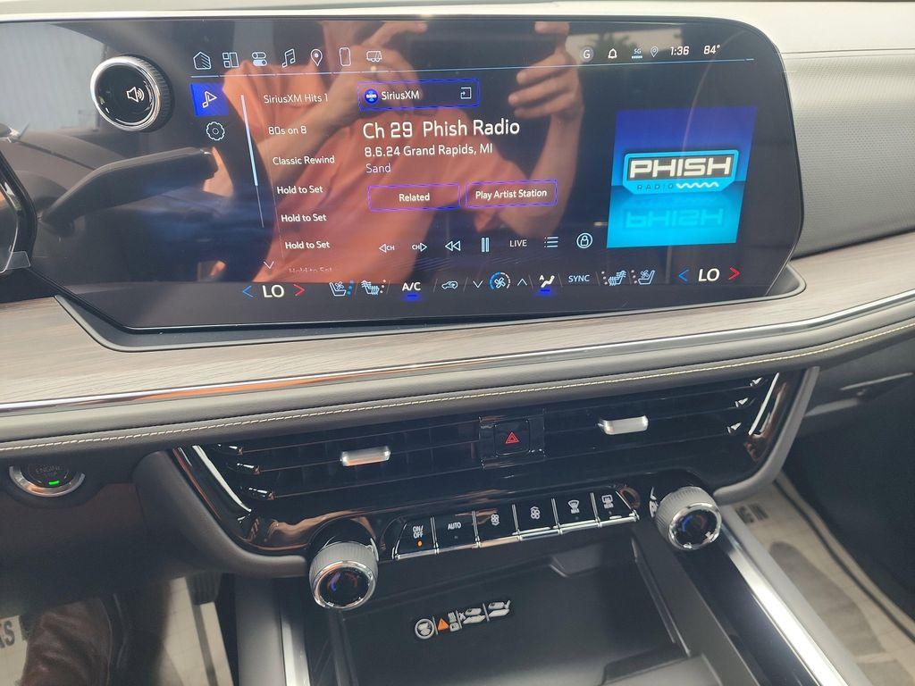 new 2025 Chevrolet Suburban car, priced at $76,450