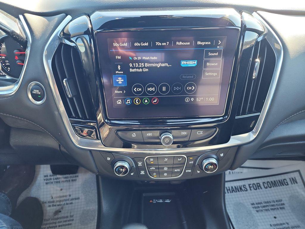 used 2023 Chevrolet Traverse car, priced at $35,295